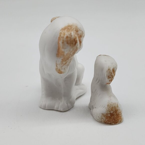 Vintage Ceramic King Charles Dog Figurines Set Of 2 White & Brown - Picture 6 of 8